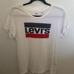 Levi Logo Tshirt